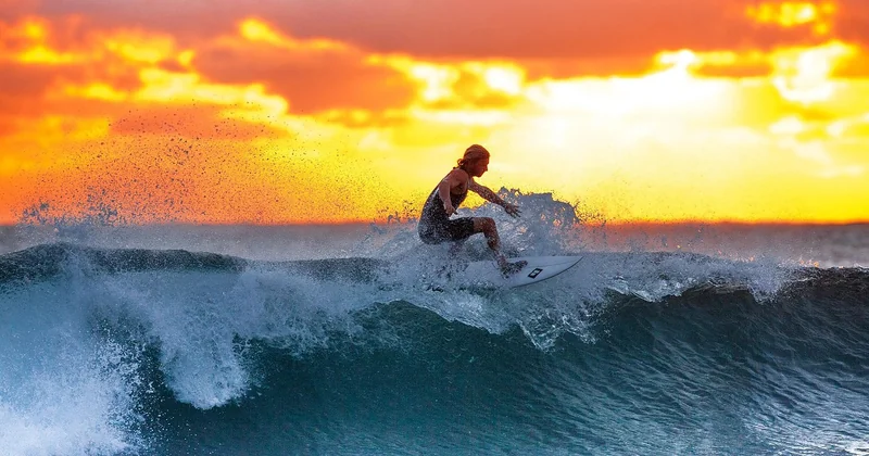 Surf, kite, char à voile : quelle activité pour quel profil